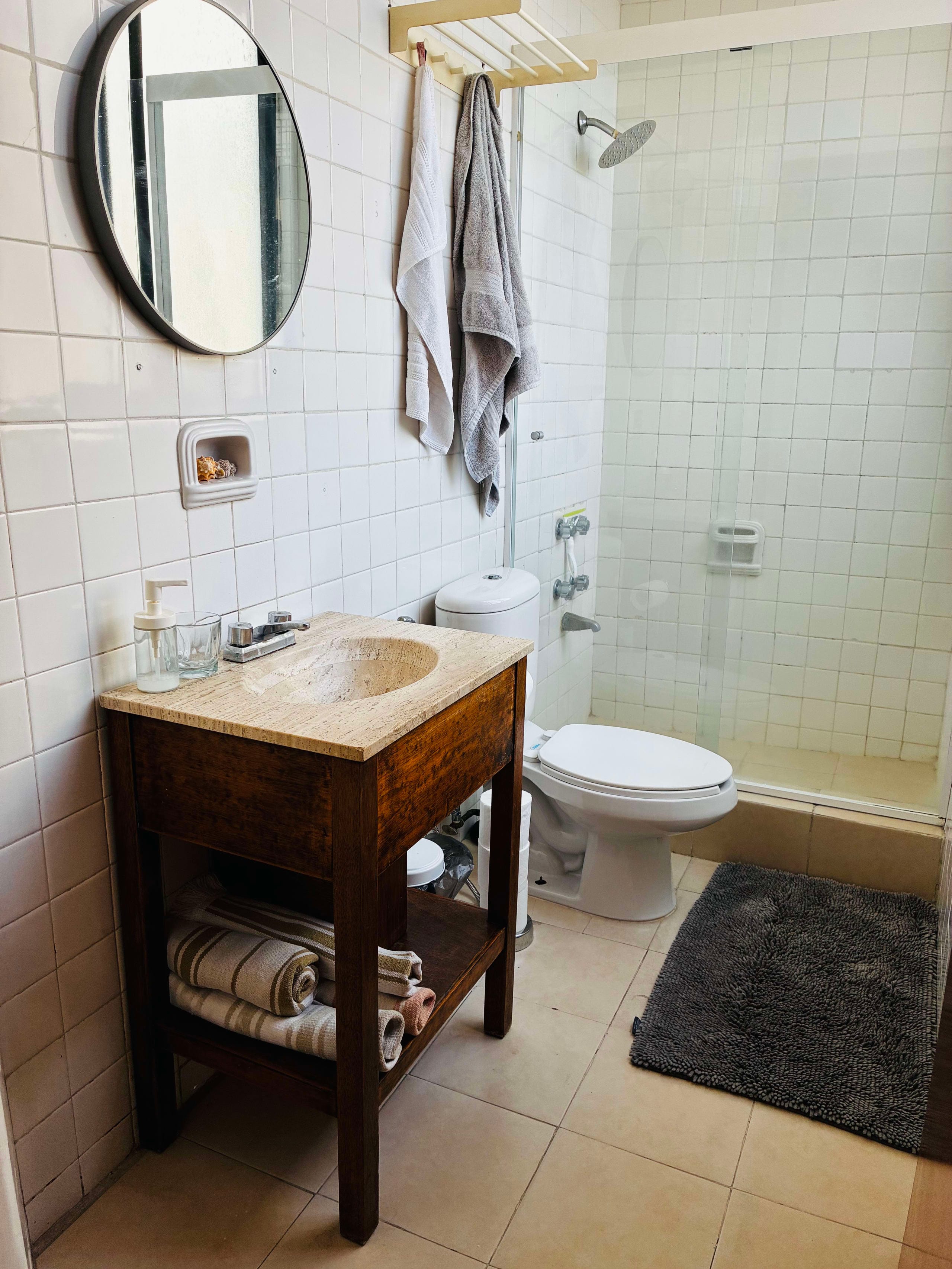 Bright 2BR + Home Office in Quiet Roma Sur | Utilities Included — photo 8